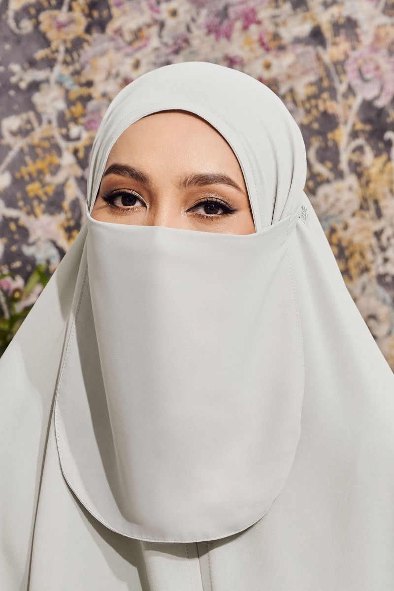 KHADIJA Purdah in Light Grey