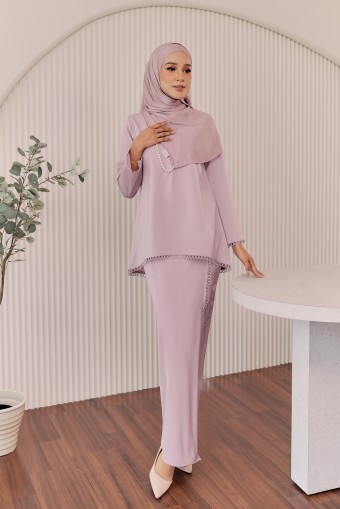 SERAYU Kurung in Lilac Purple