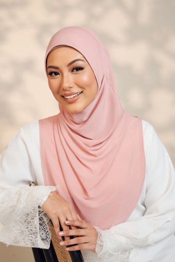 (AS-IS) Mega Tudung Sarung in Pink