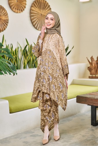 NISKALA Kurung in Ratna