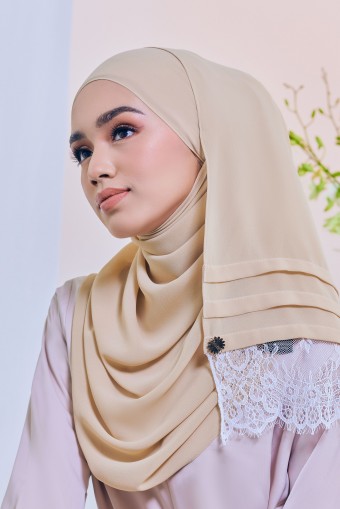 (AS-IS) DINDA in Cream