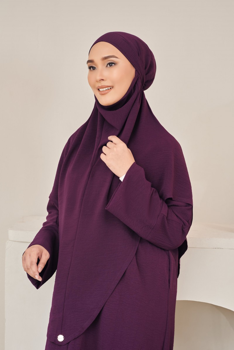 MARWA Khimar in Deep Purple