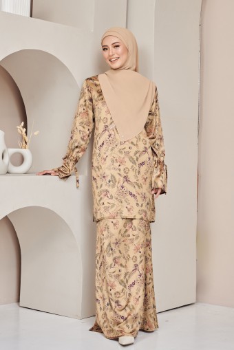 Tinta Kurung in Golden Wheat