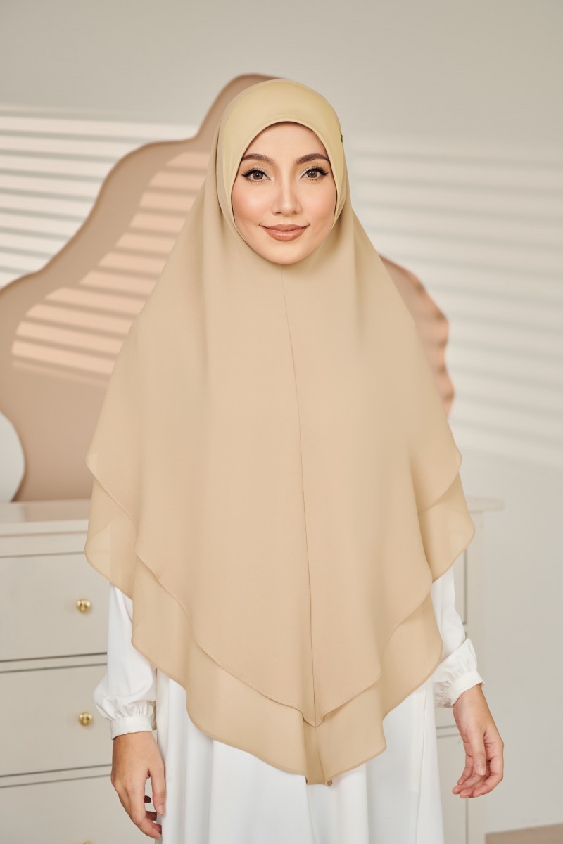 Nageena Khimar in Khaki