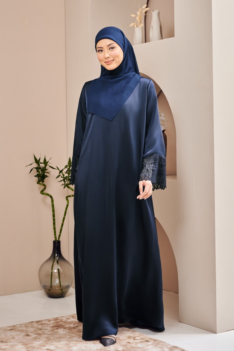 AELIN Dress in Navy Blue