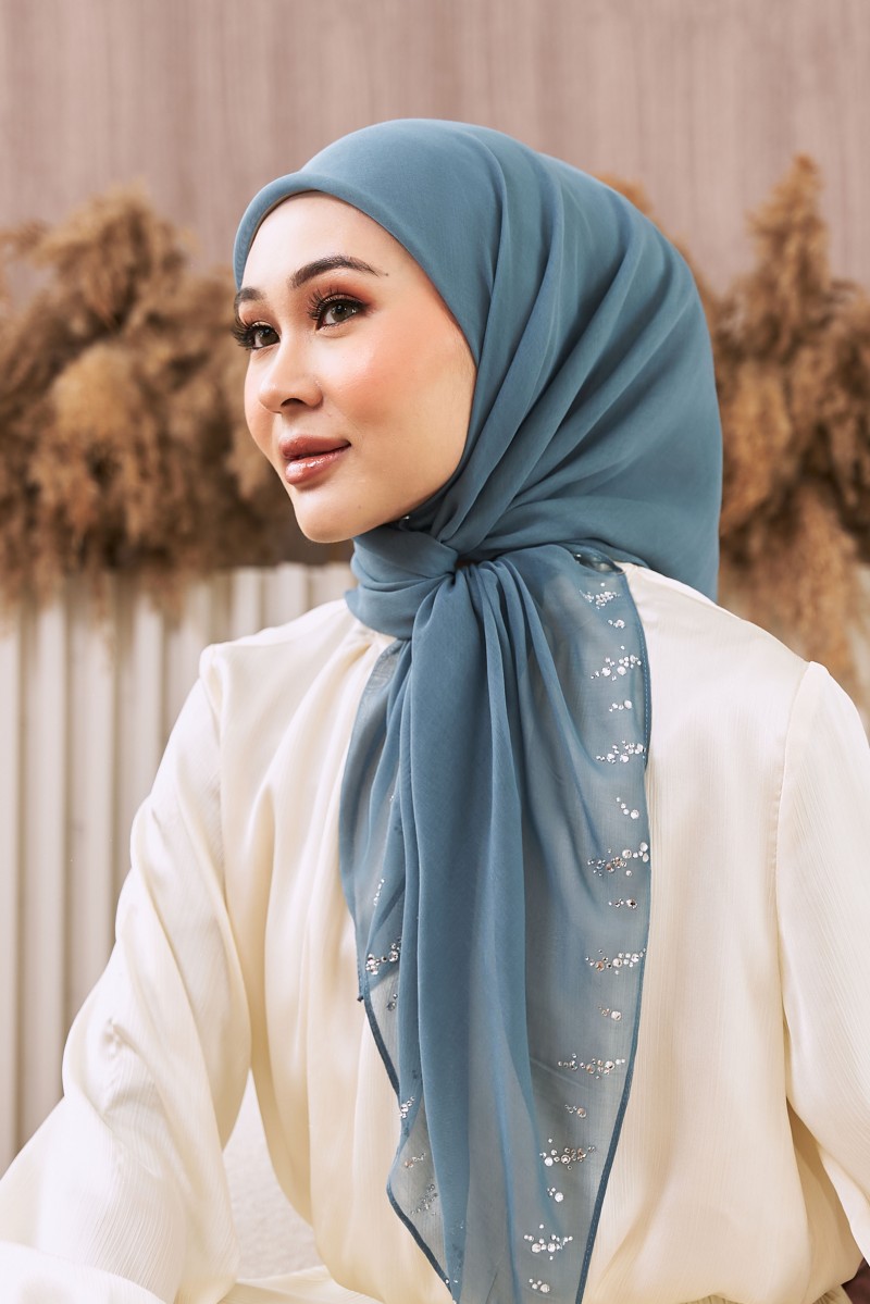 MYLA Dita Bawal in Blue Jeans