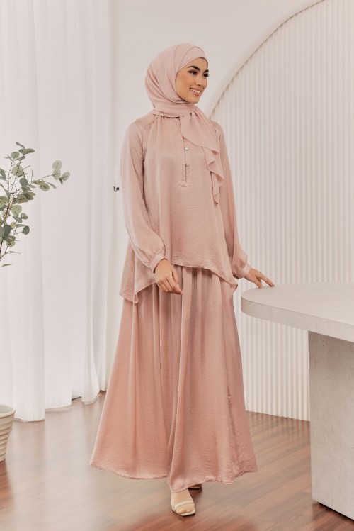 NIRMALA SET in Pinky Peach