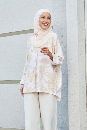 CALIA  Oversized Top in Osmanthus Yellow