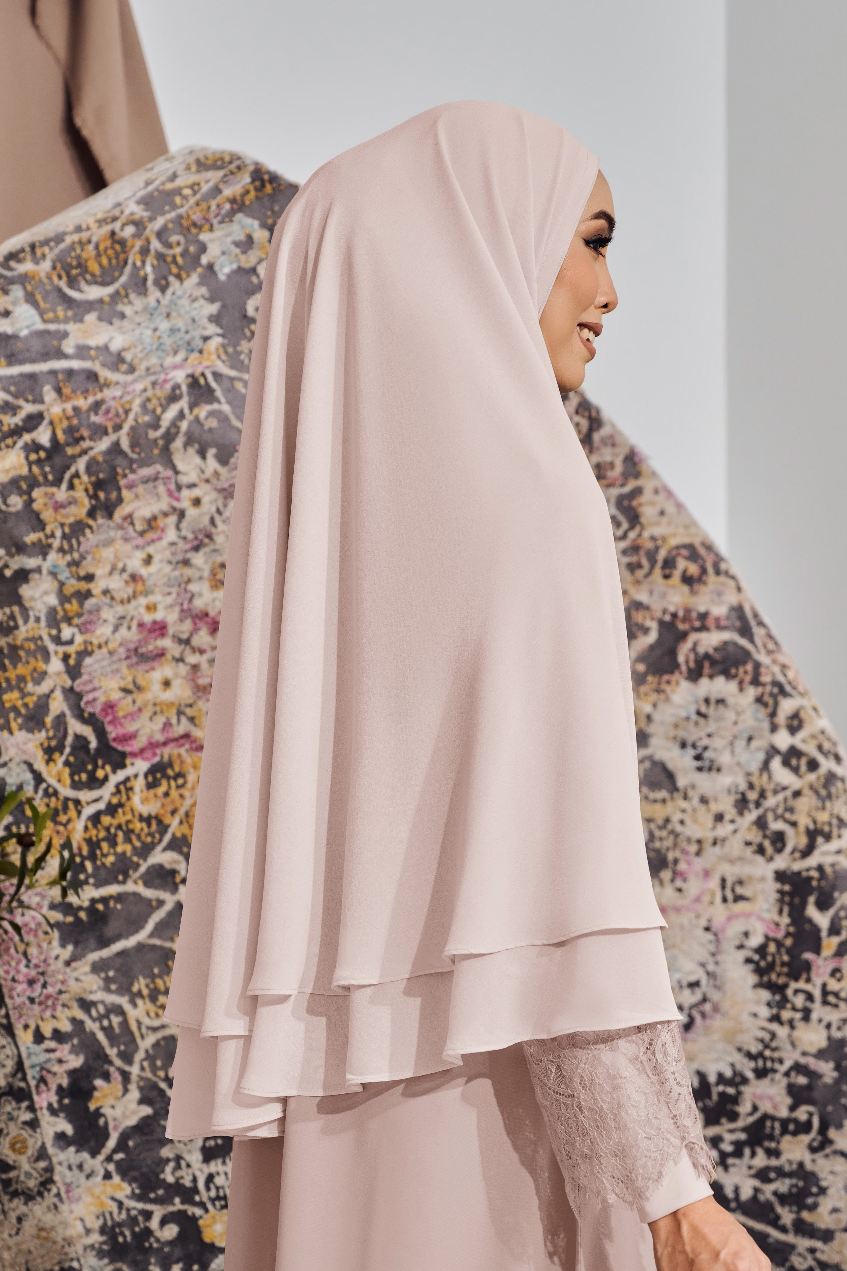 (AS-IS) NAZIA Khimar in Blush