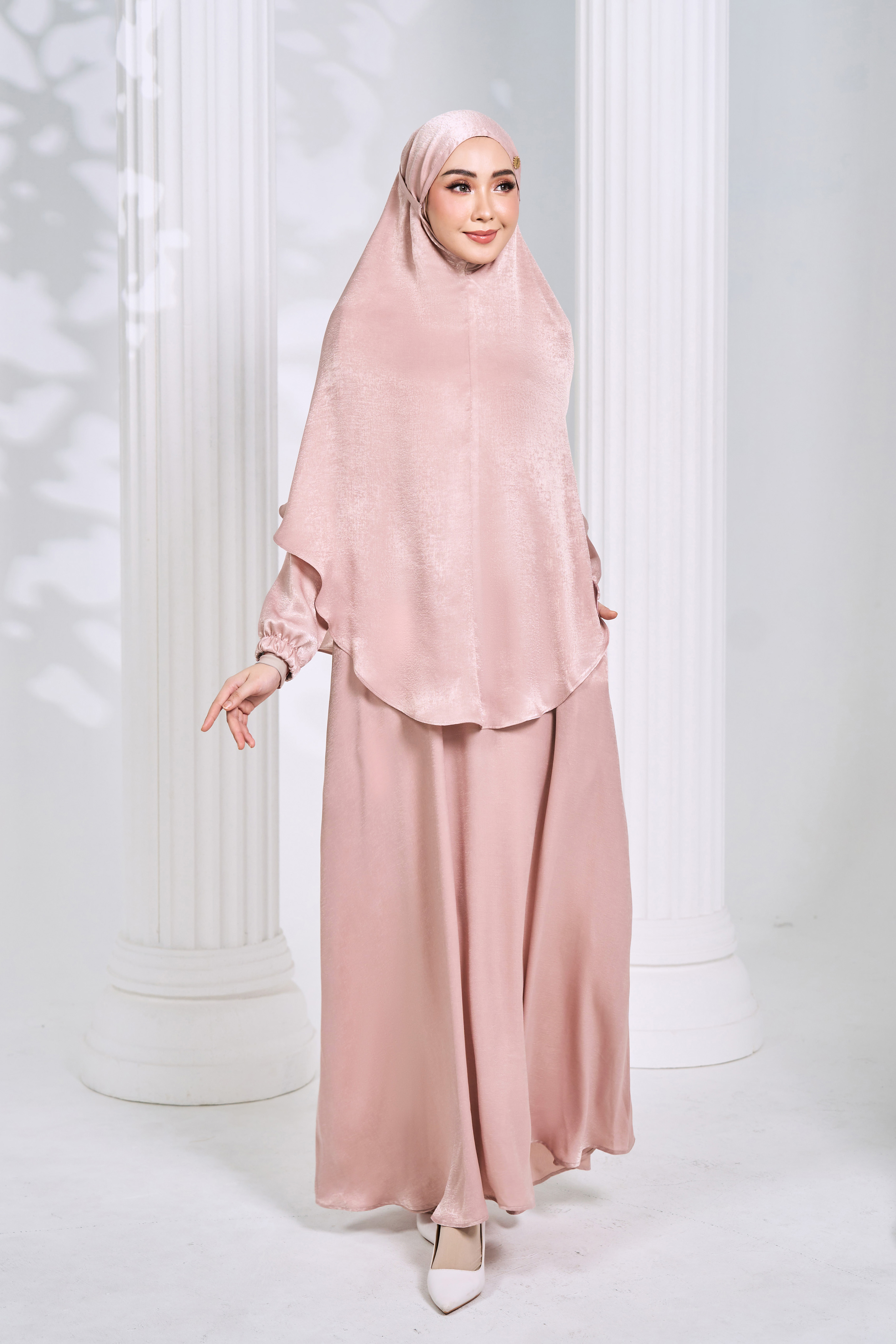 ZARIA SET in Blush Pink