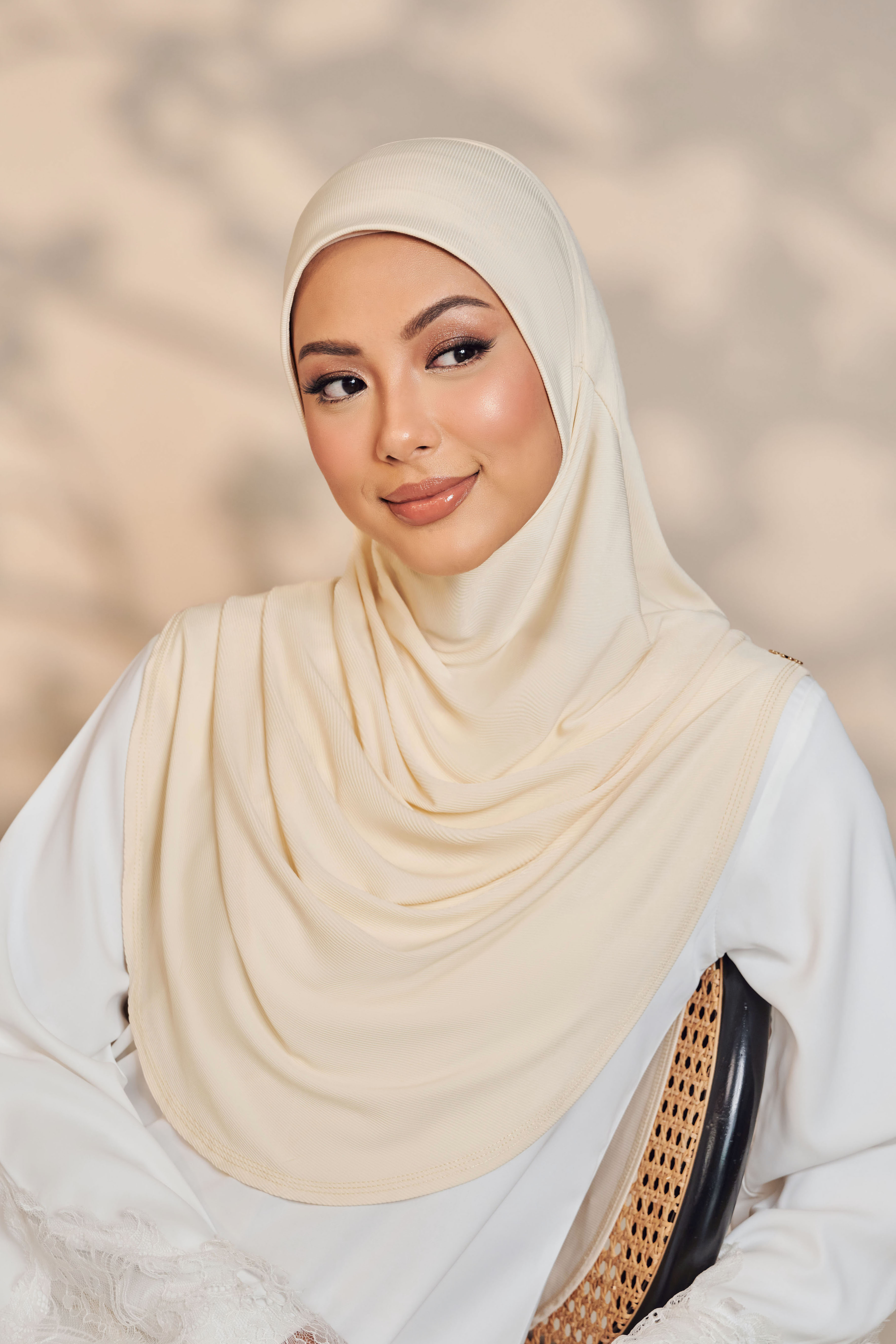 (AS-IS) Mega Tudung Sarung in Cream