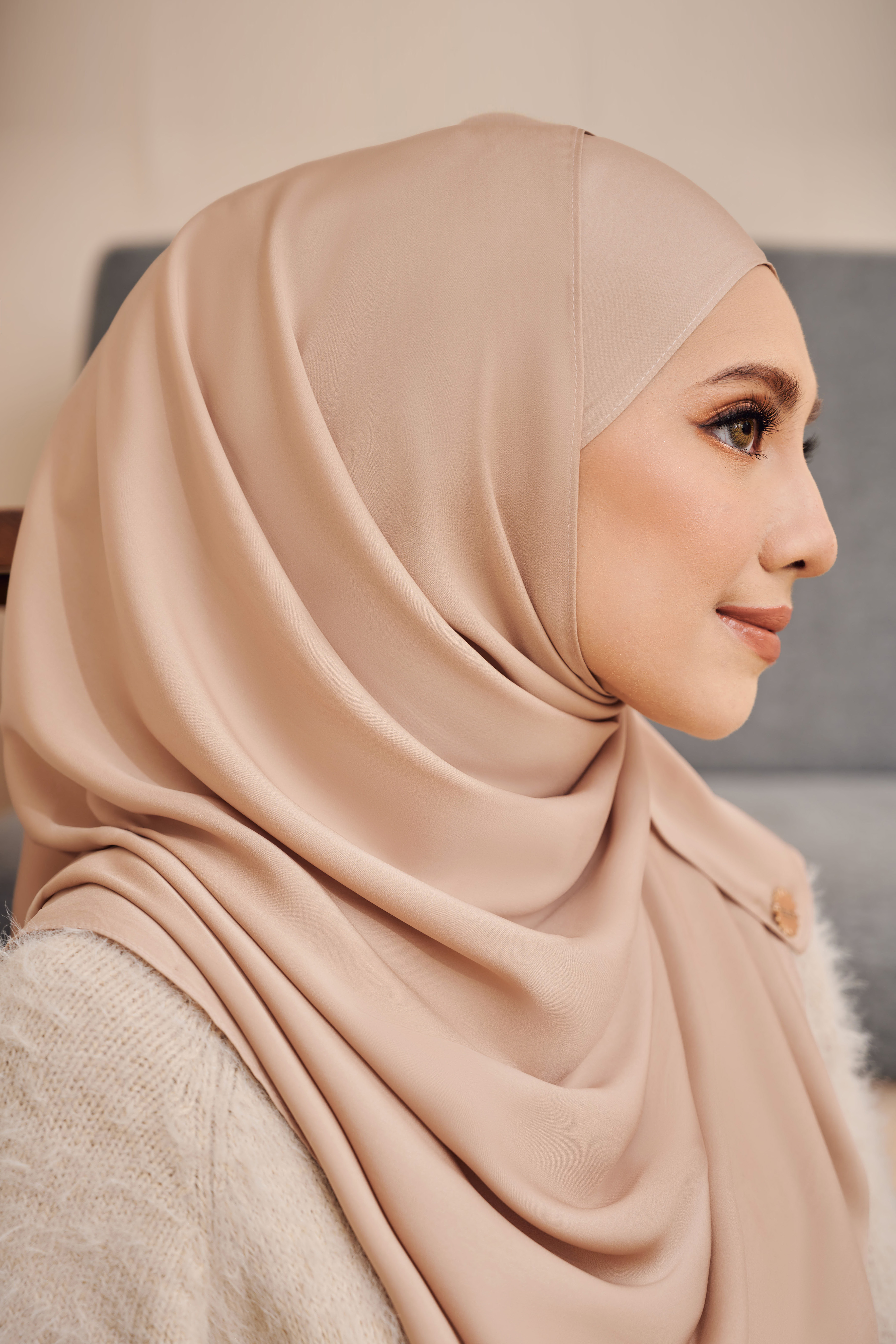 (AS-IS) NADA Satin Shawl in Dusty Peach