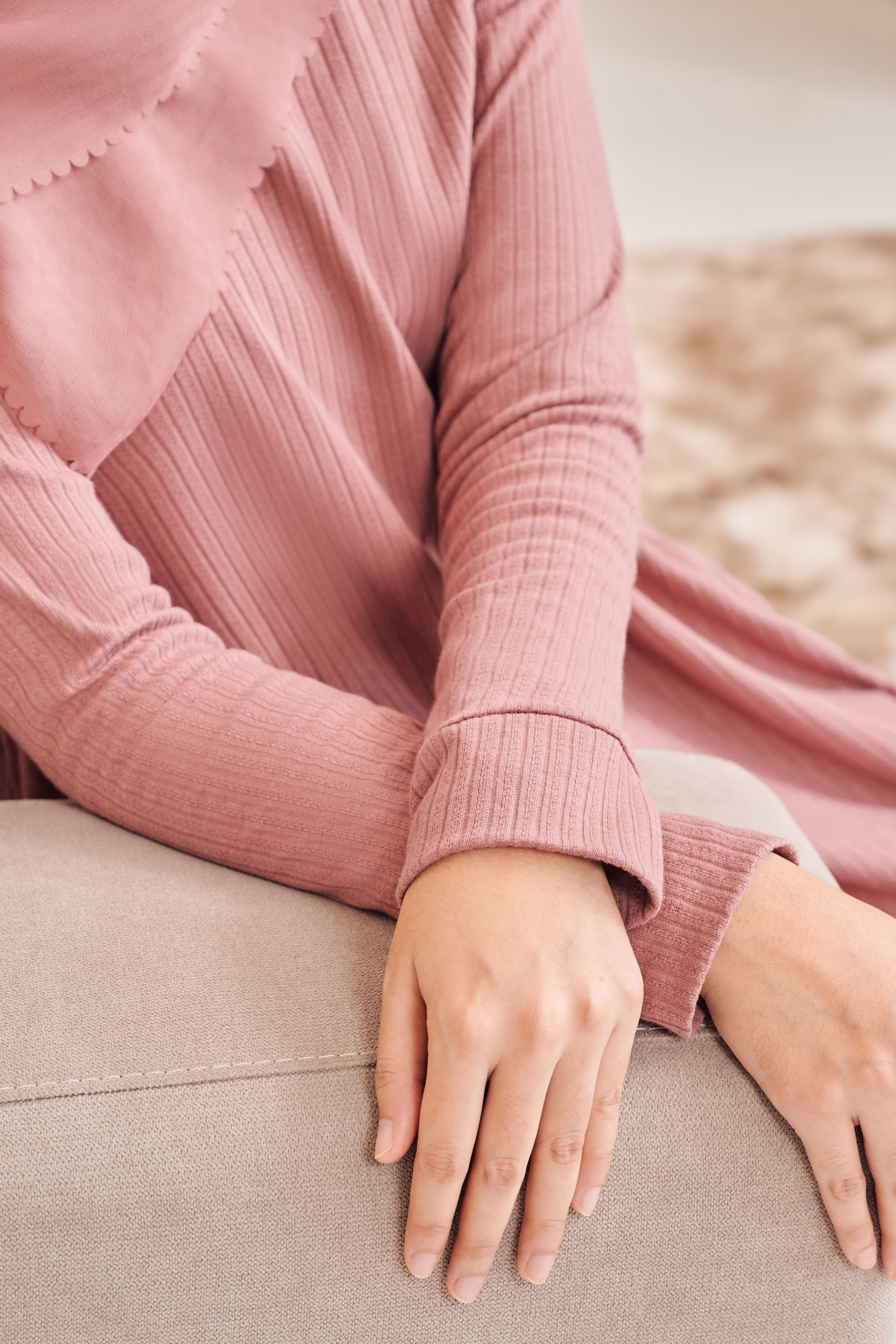 NEO Tunic in Dusty Red