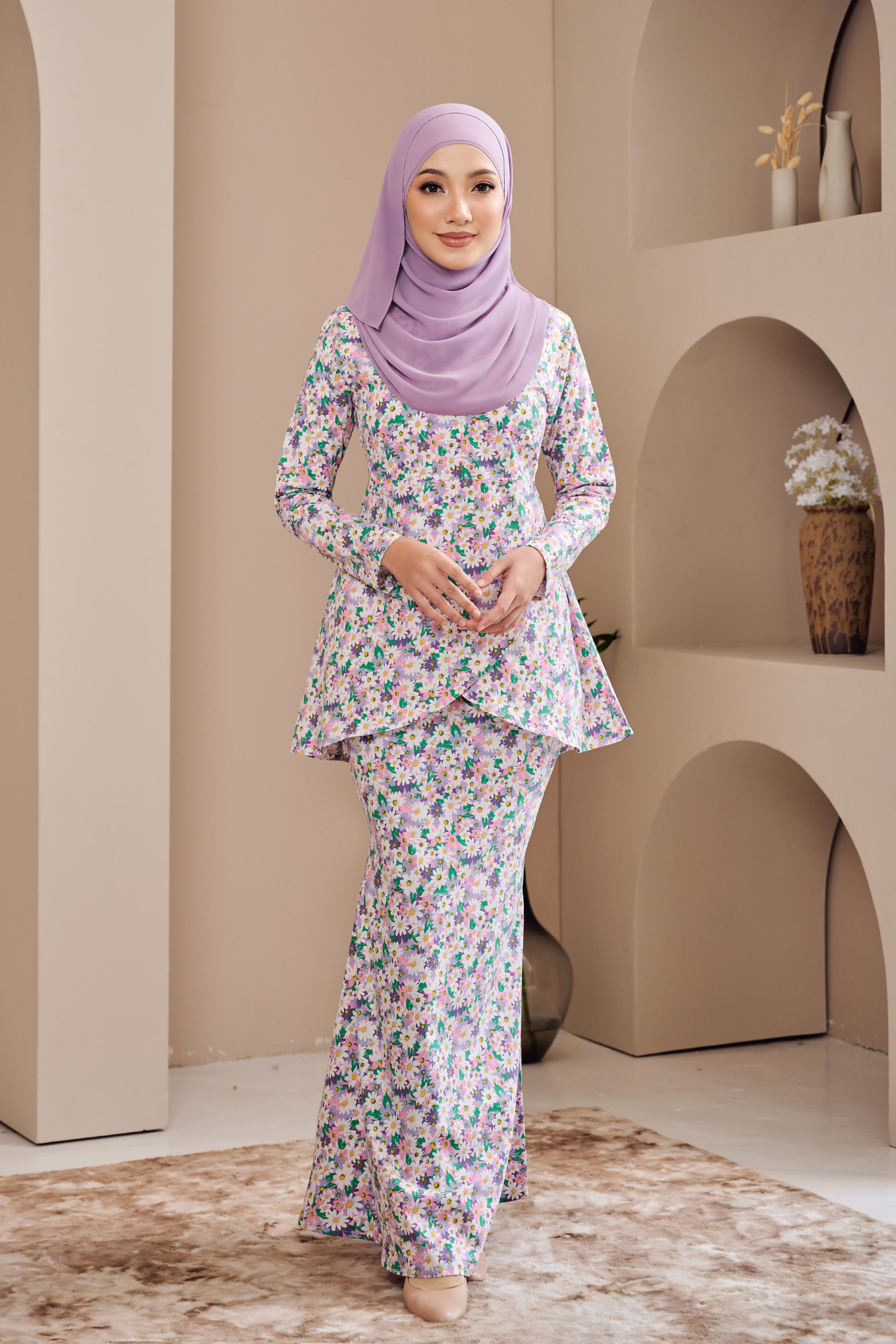 Souris Kurung in Daisy