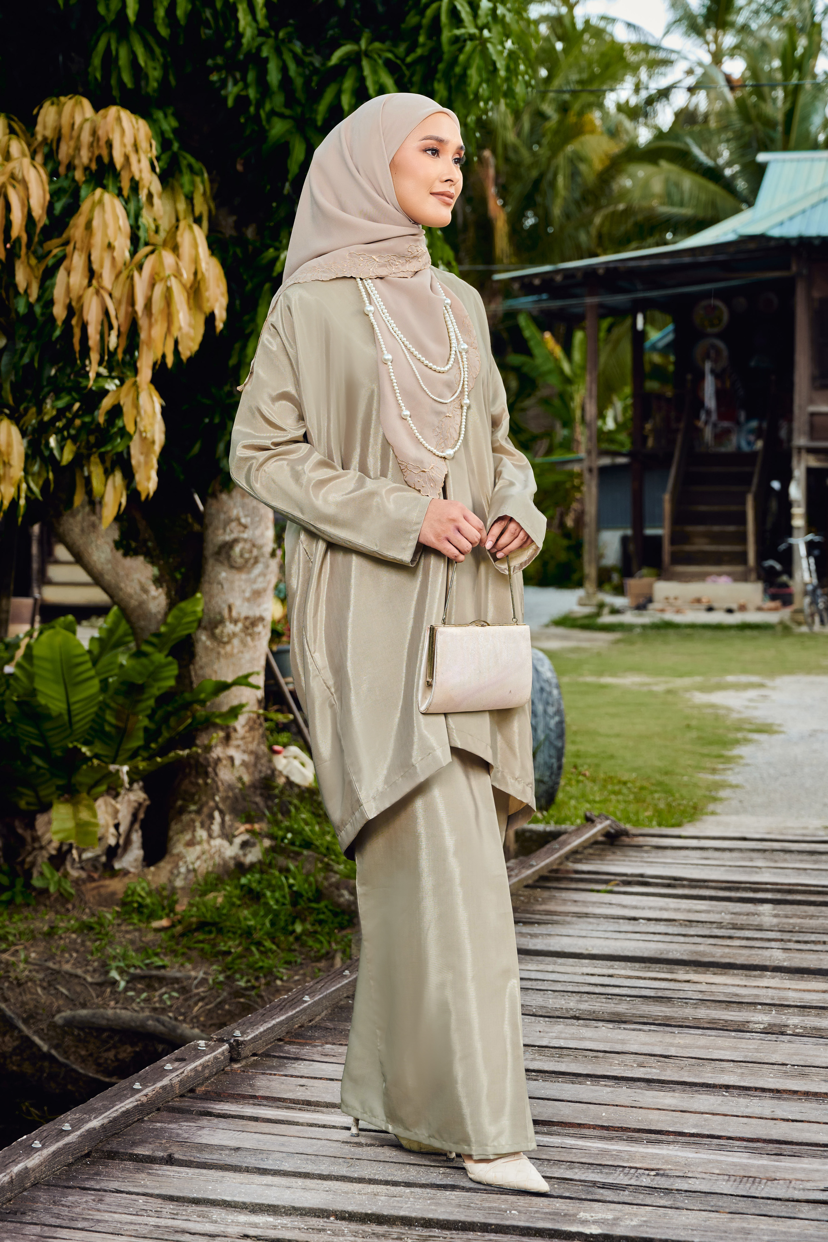 Meraki Kurung in Olive