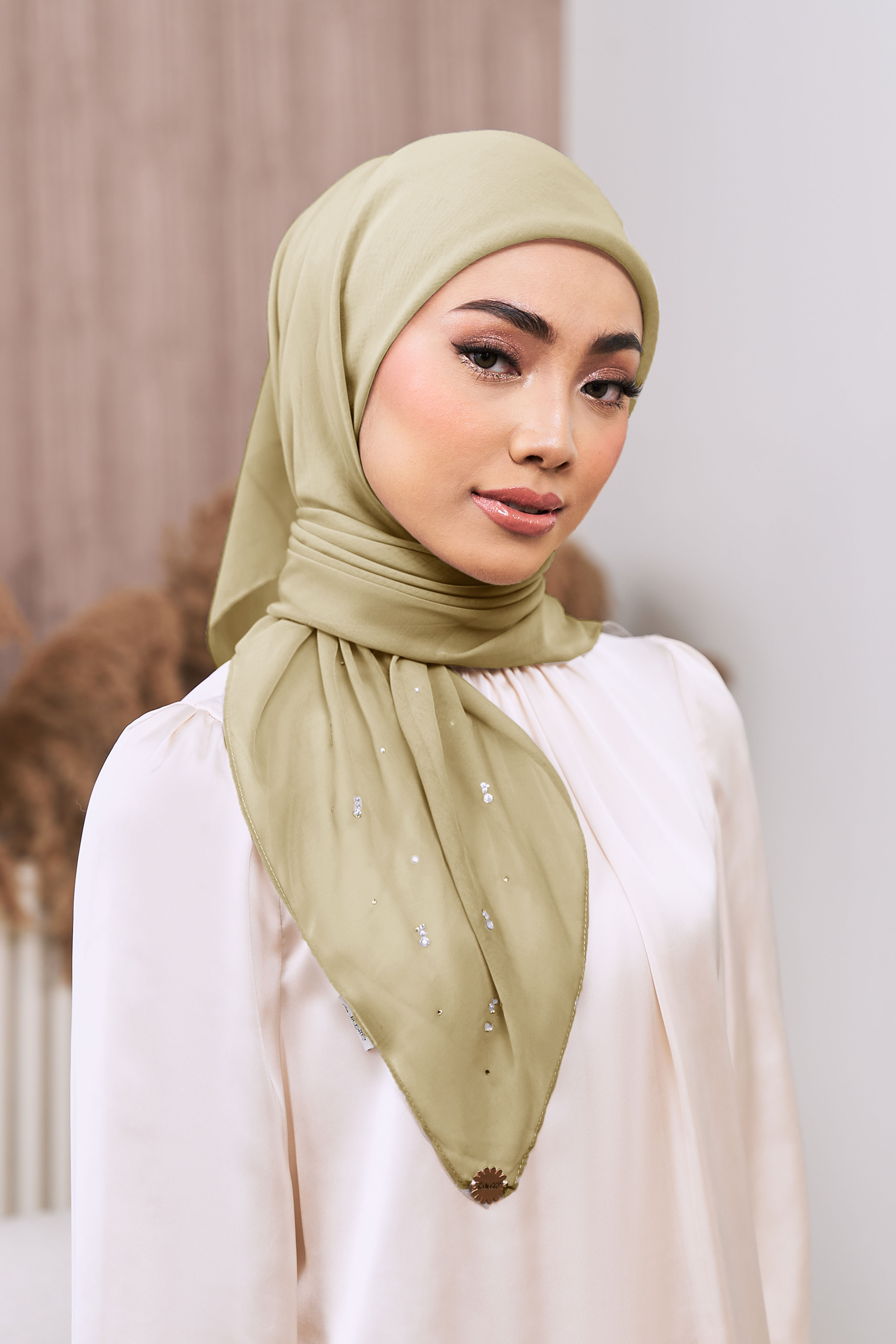 MYLA Cara Bawal in Olive