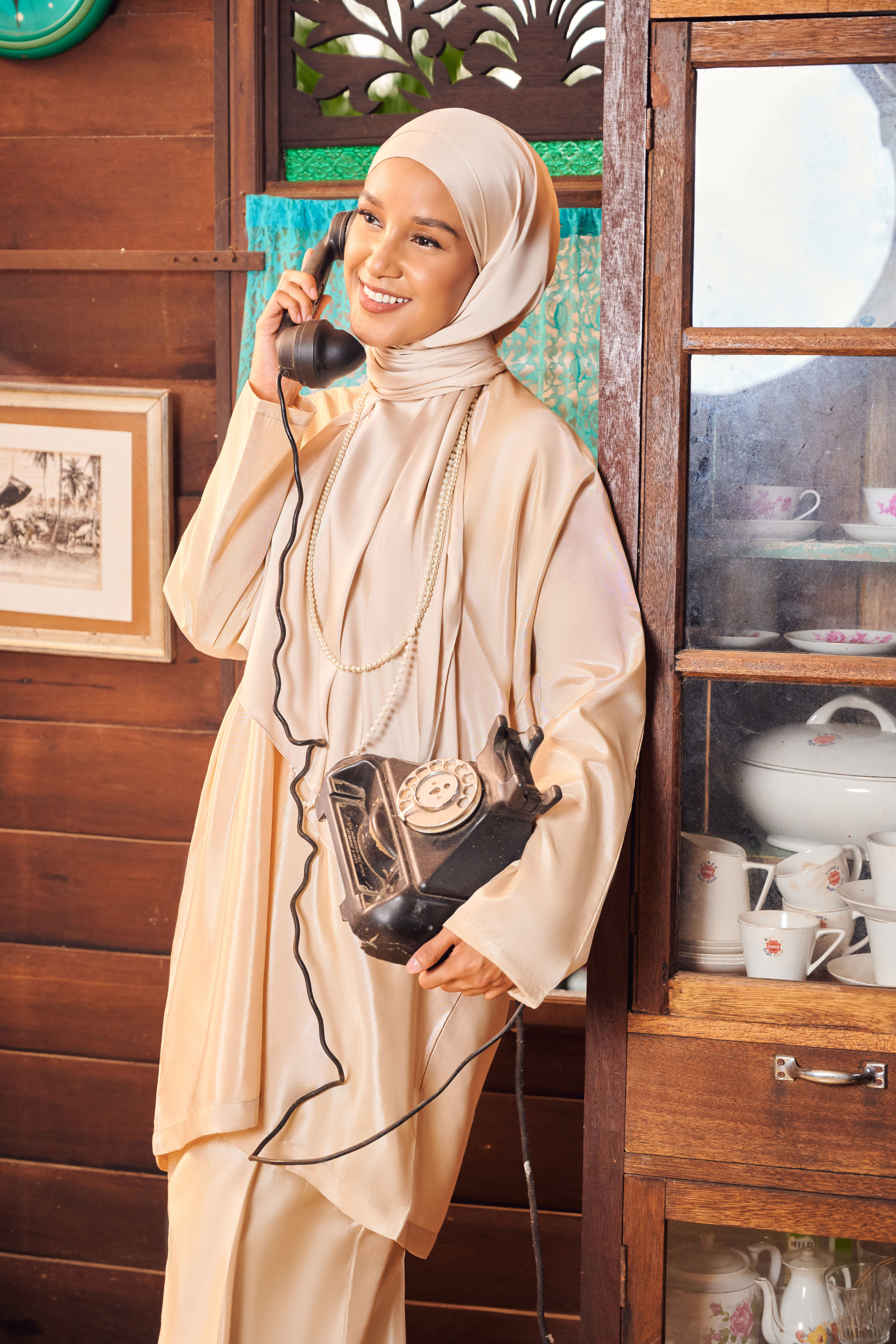 Meraki Kurung in Pale Cream