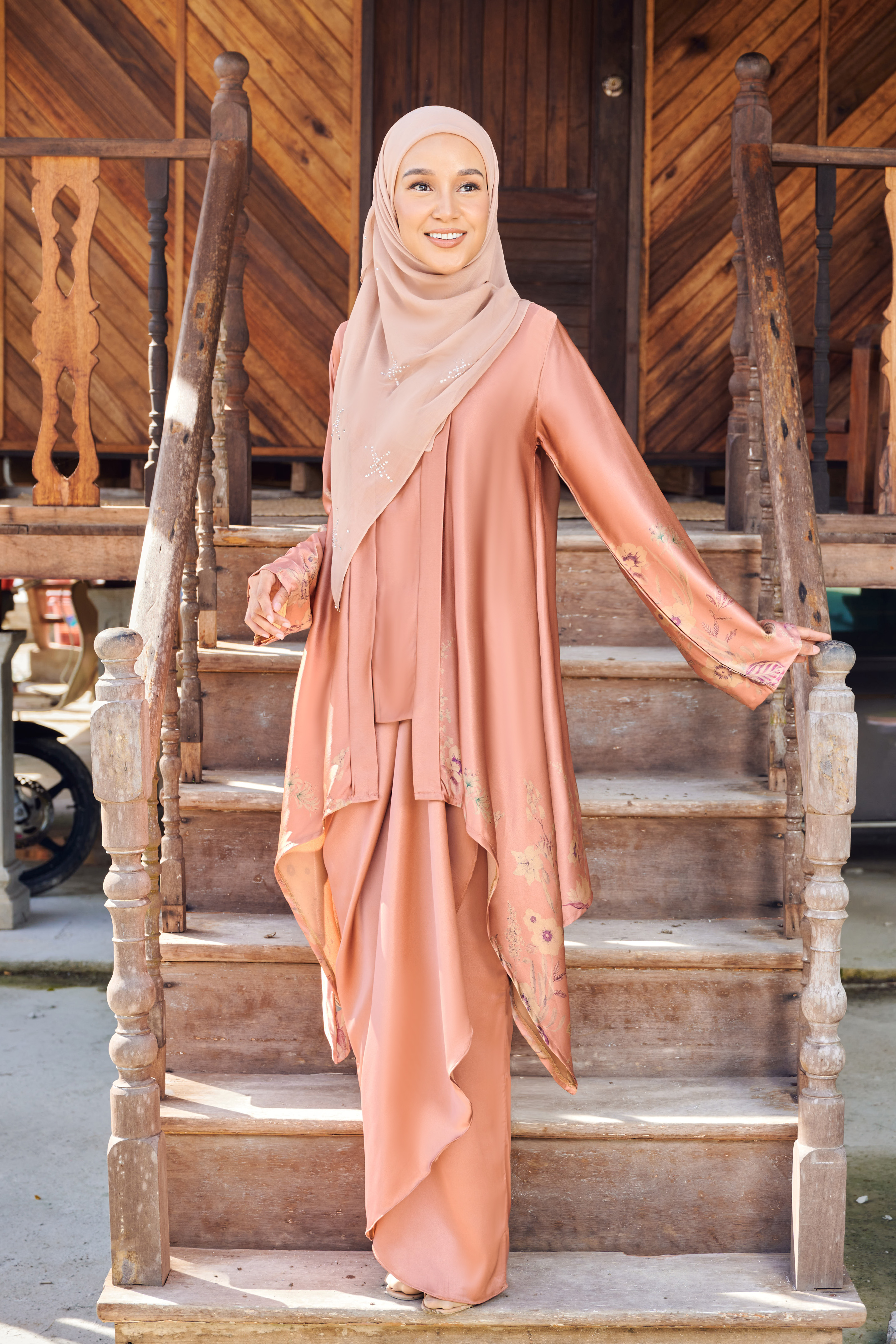 (AS-IS) Kalea Kebaya in Rosy Brown