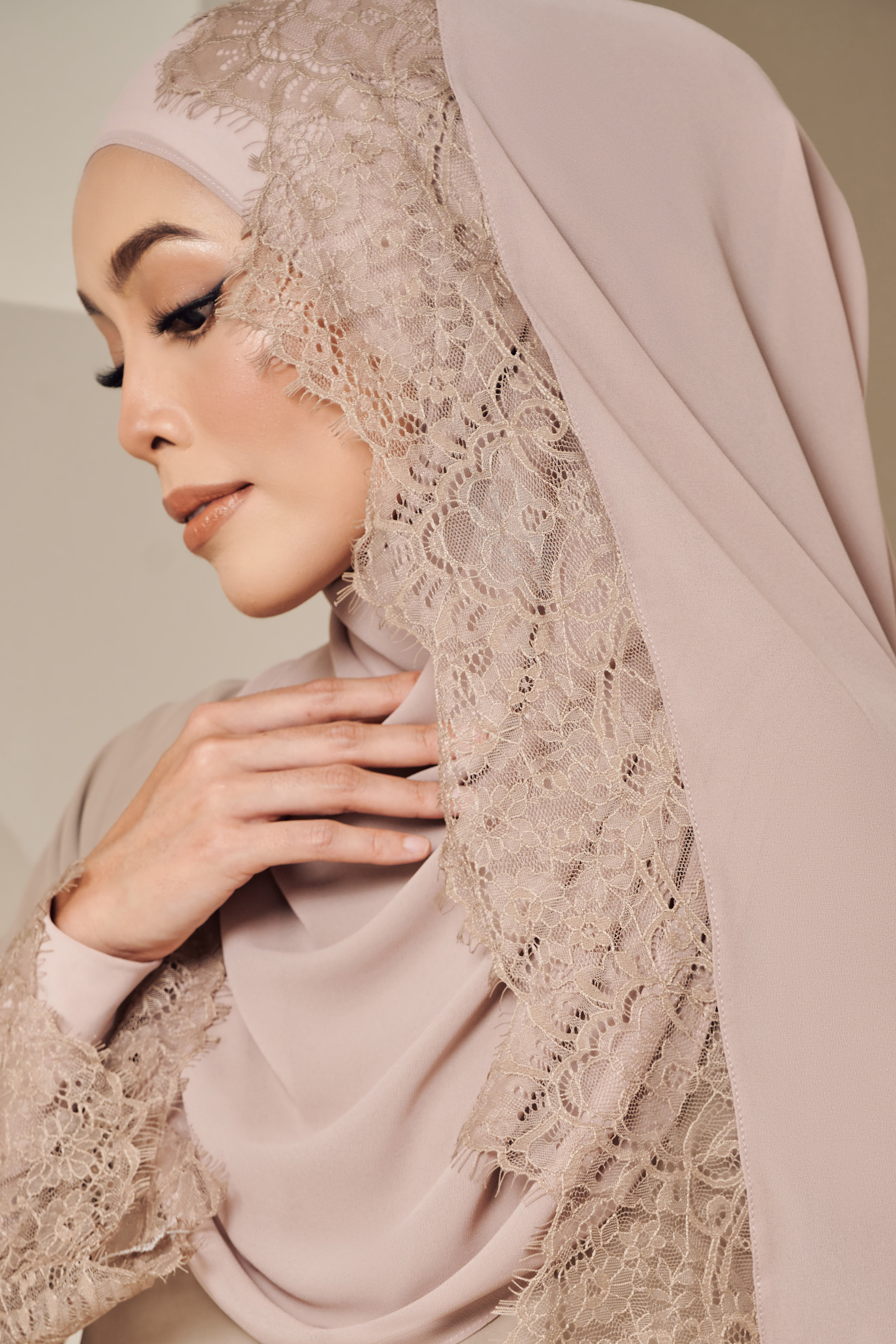 AMIA Long Shawl in Soft Brown