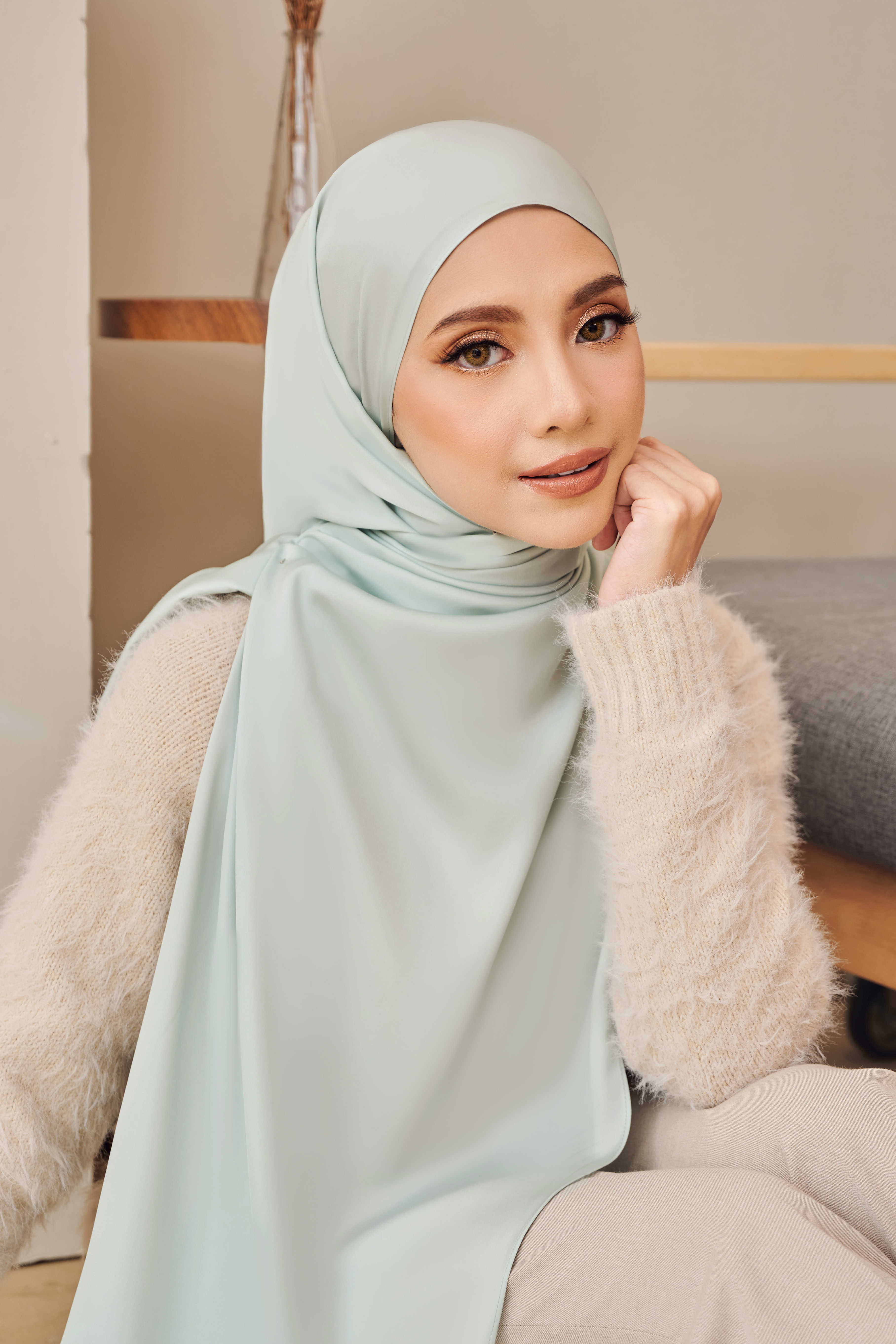 (AS-IS) NADA Satin Shawl in Soft Mint