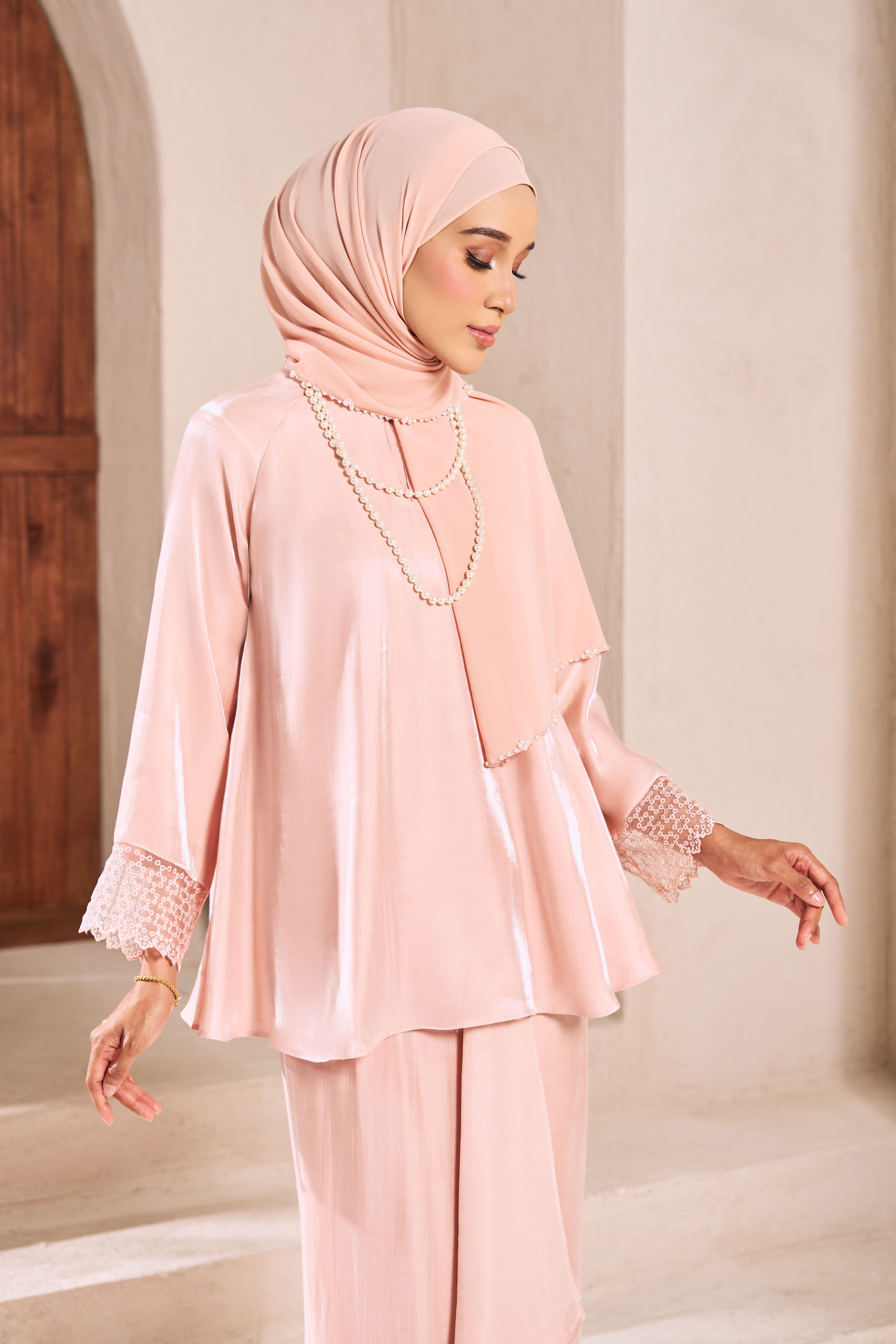 BARIKA Kurung in Soft Peach