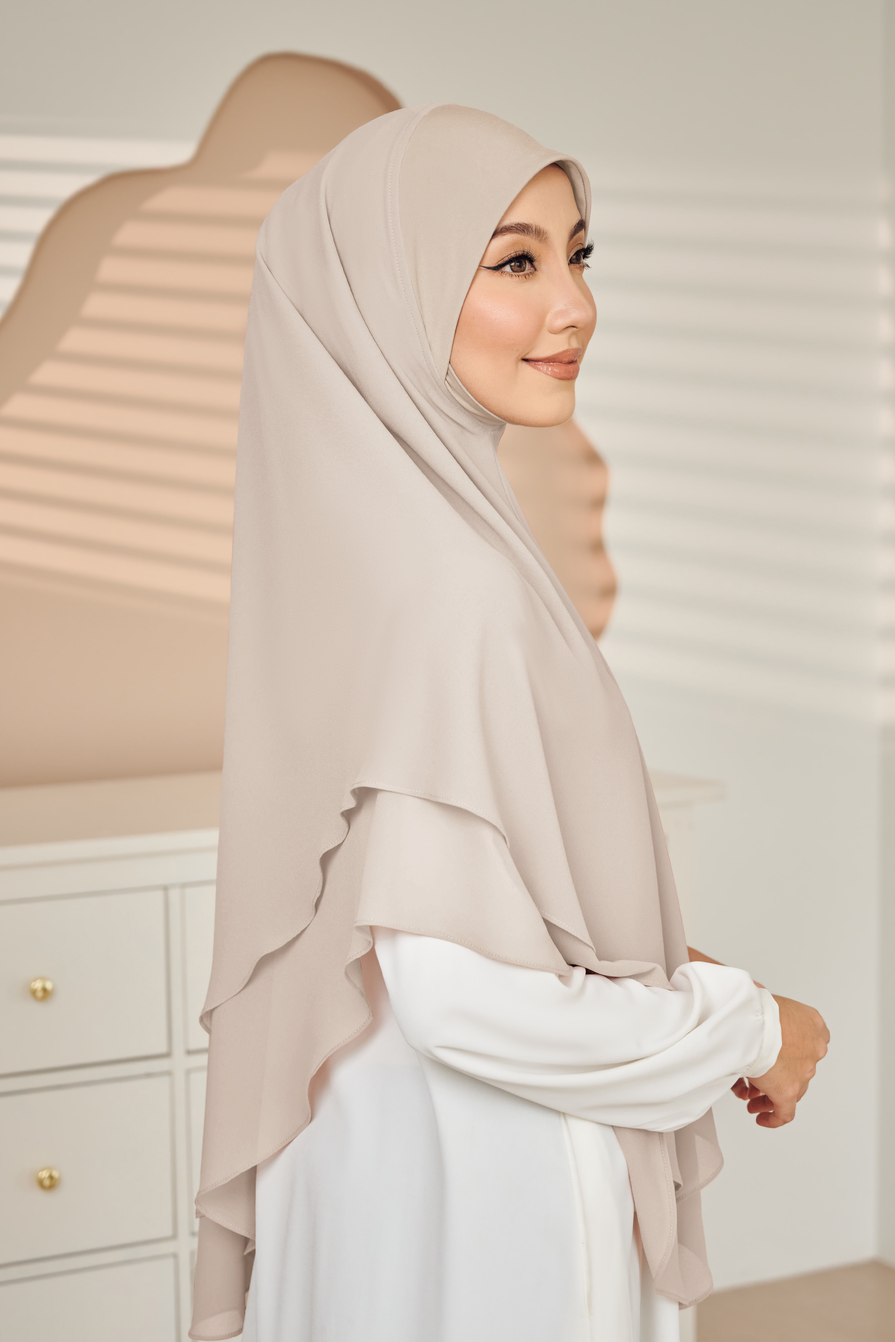 (AS-IS) Nageena Khimar in Toffe Brown