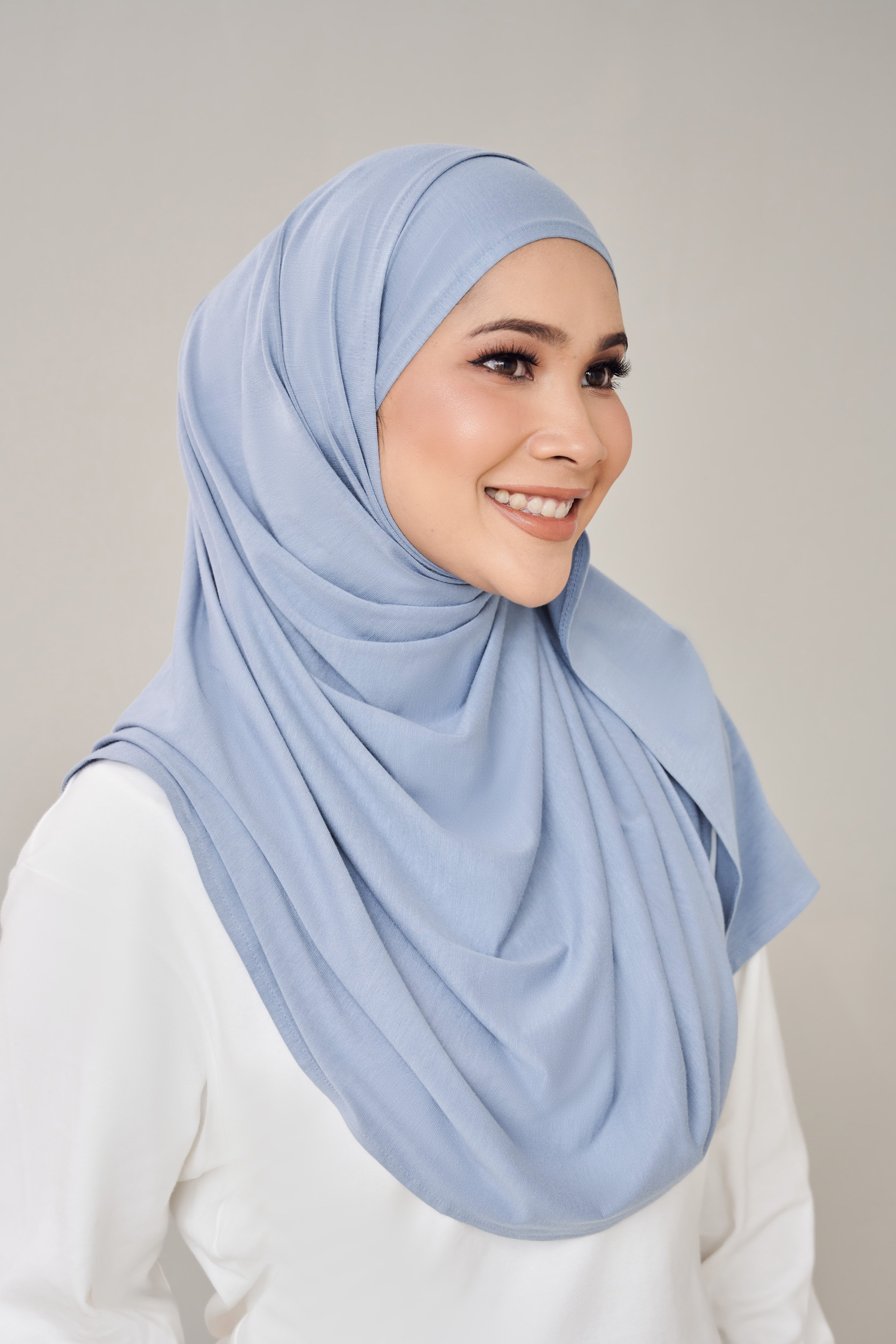 KATE Long Shawl in Blue