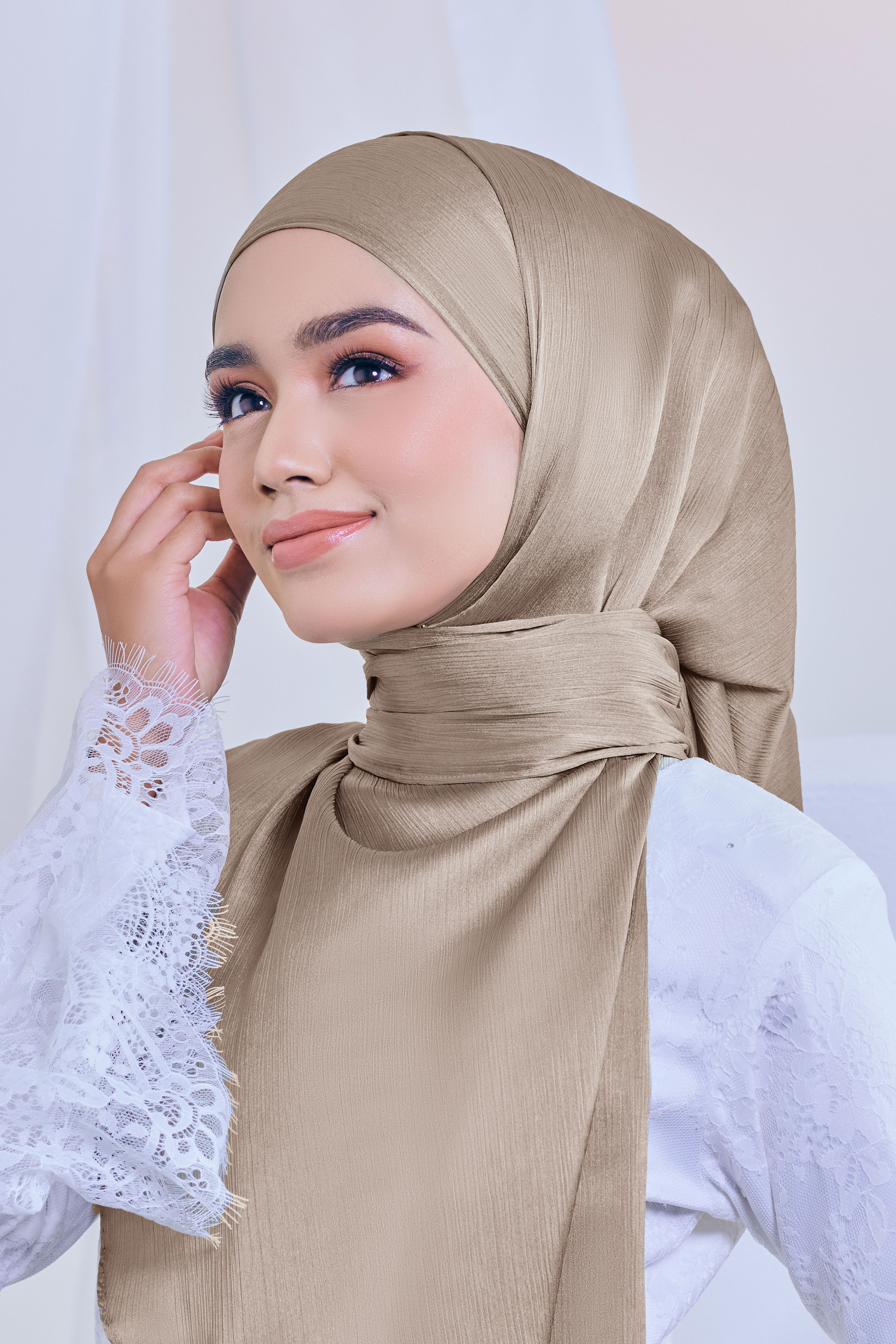 (AS-IS) Ziva Longshawl in Latte