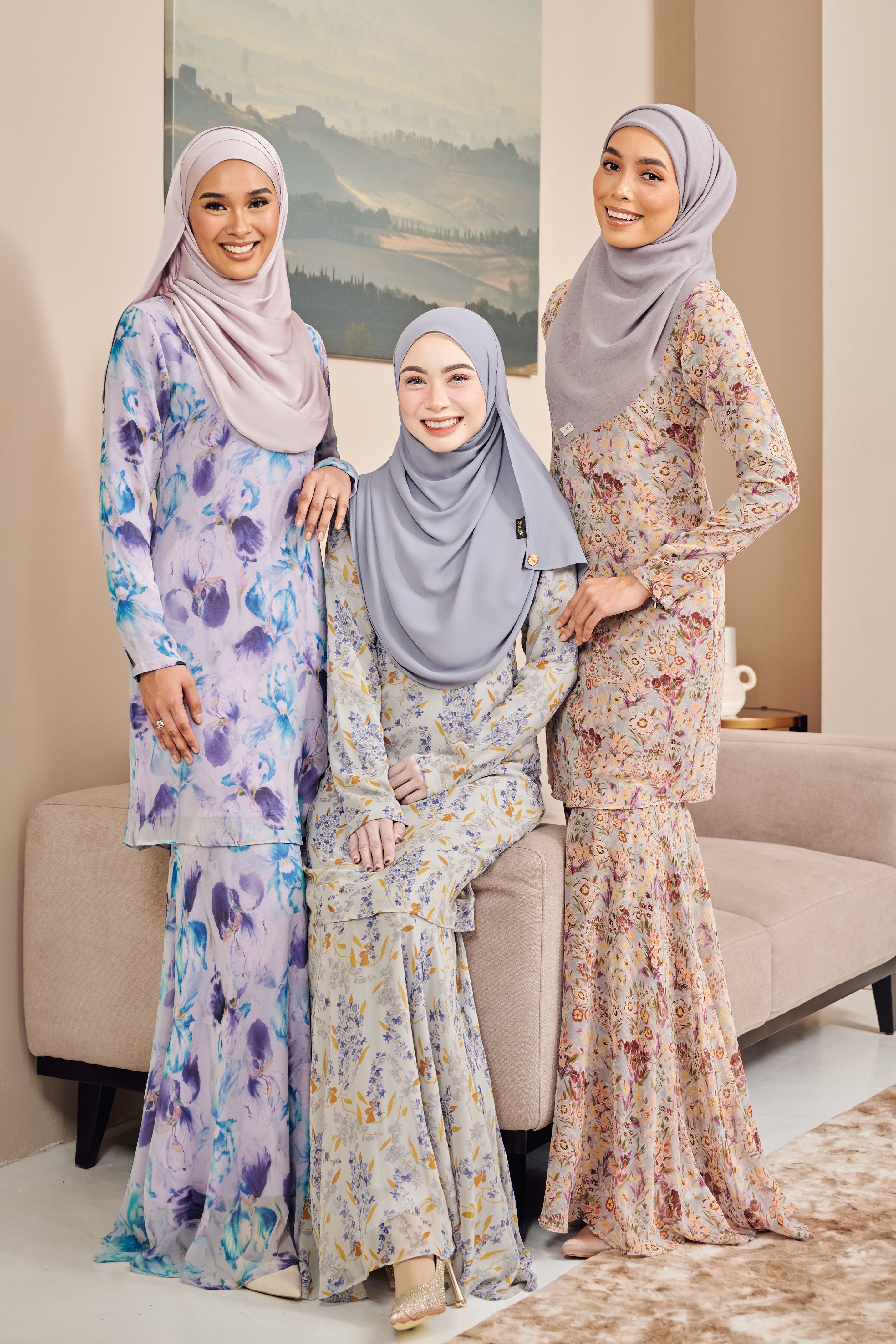 Aura Kurung in Lily