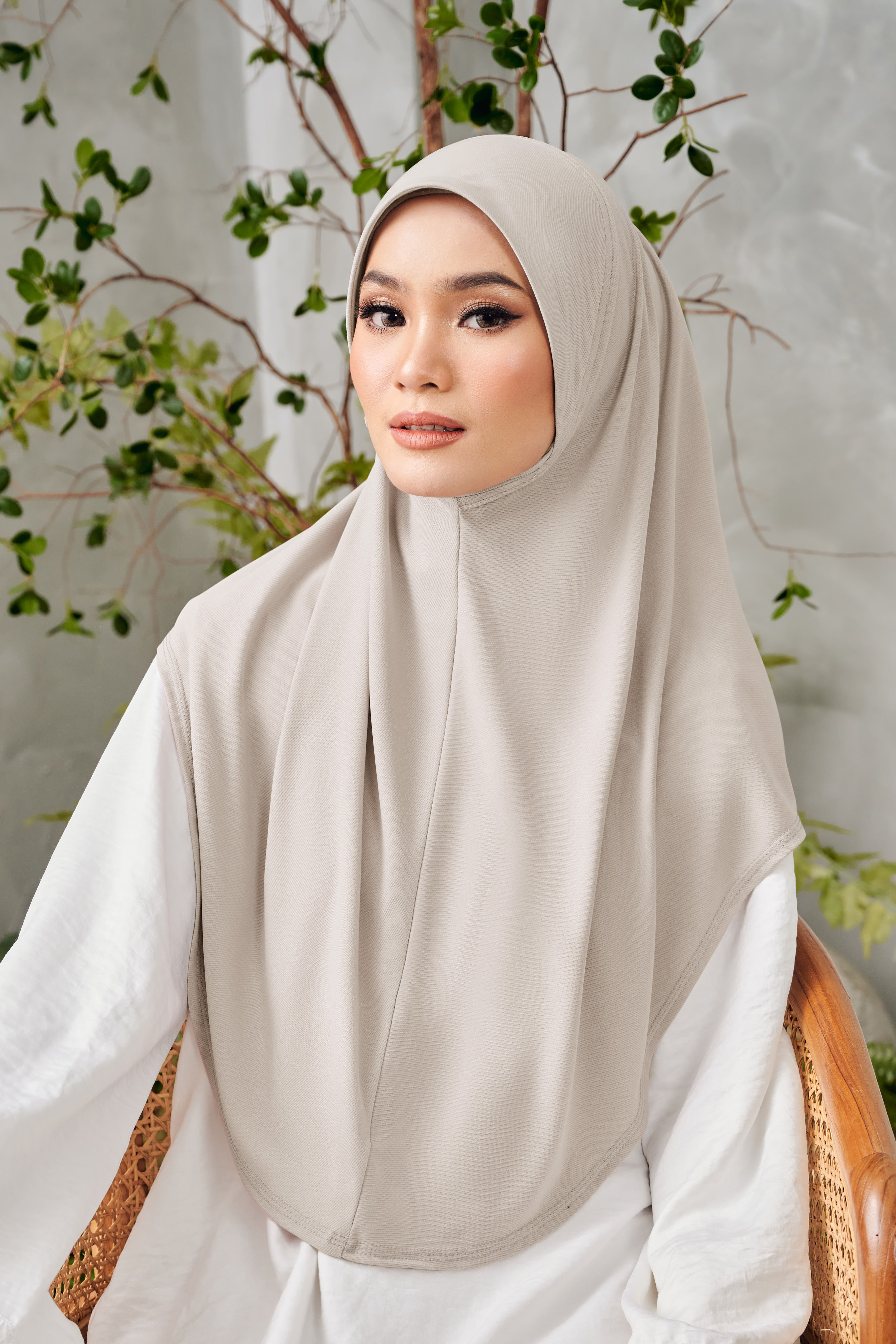 (AS-IS) SERA Slip On Hijab in Linen