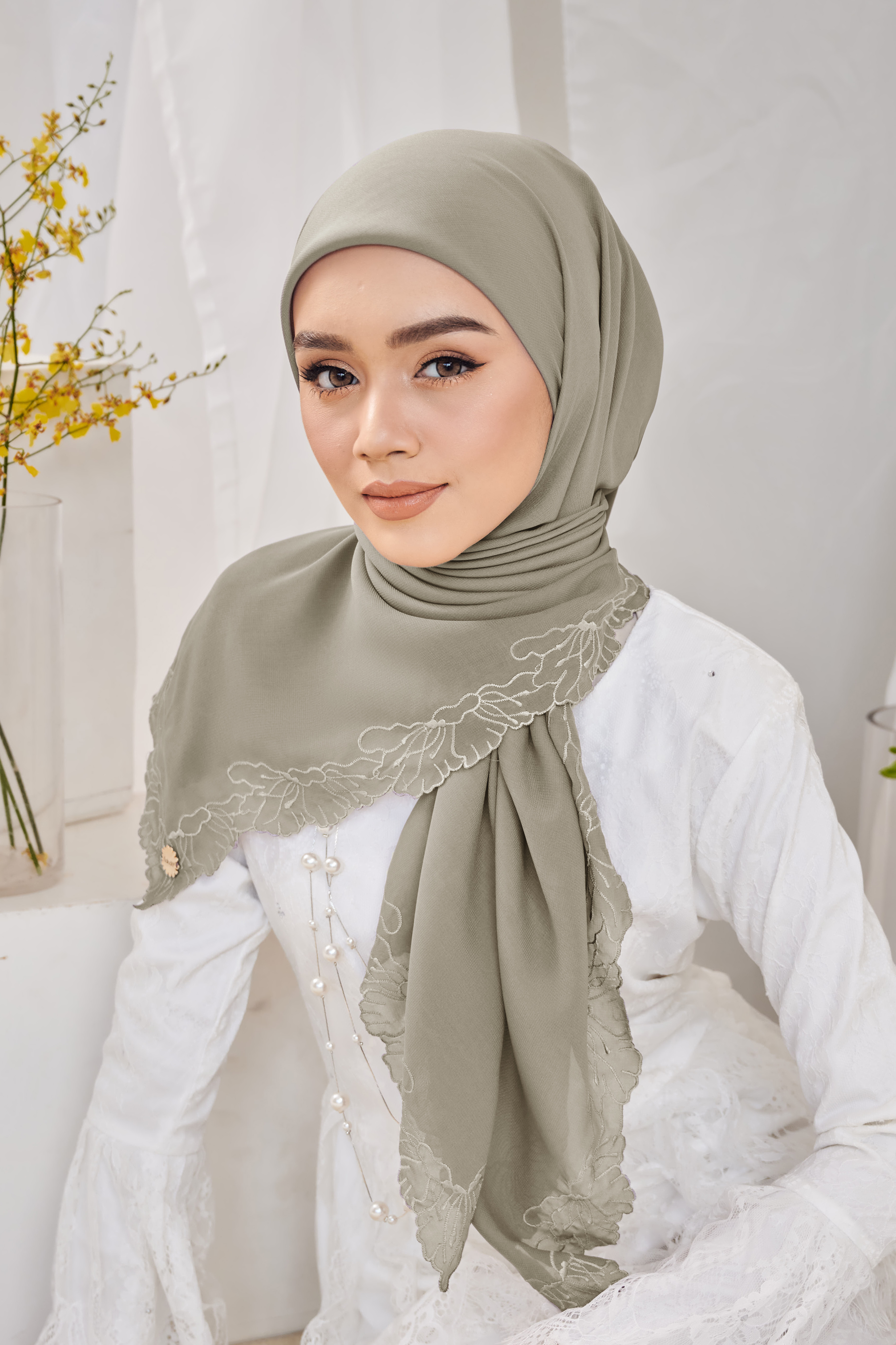 SARI Sulam Bawal in Moss