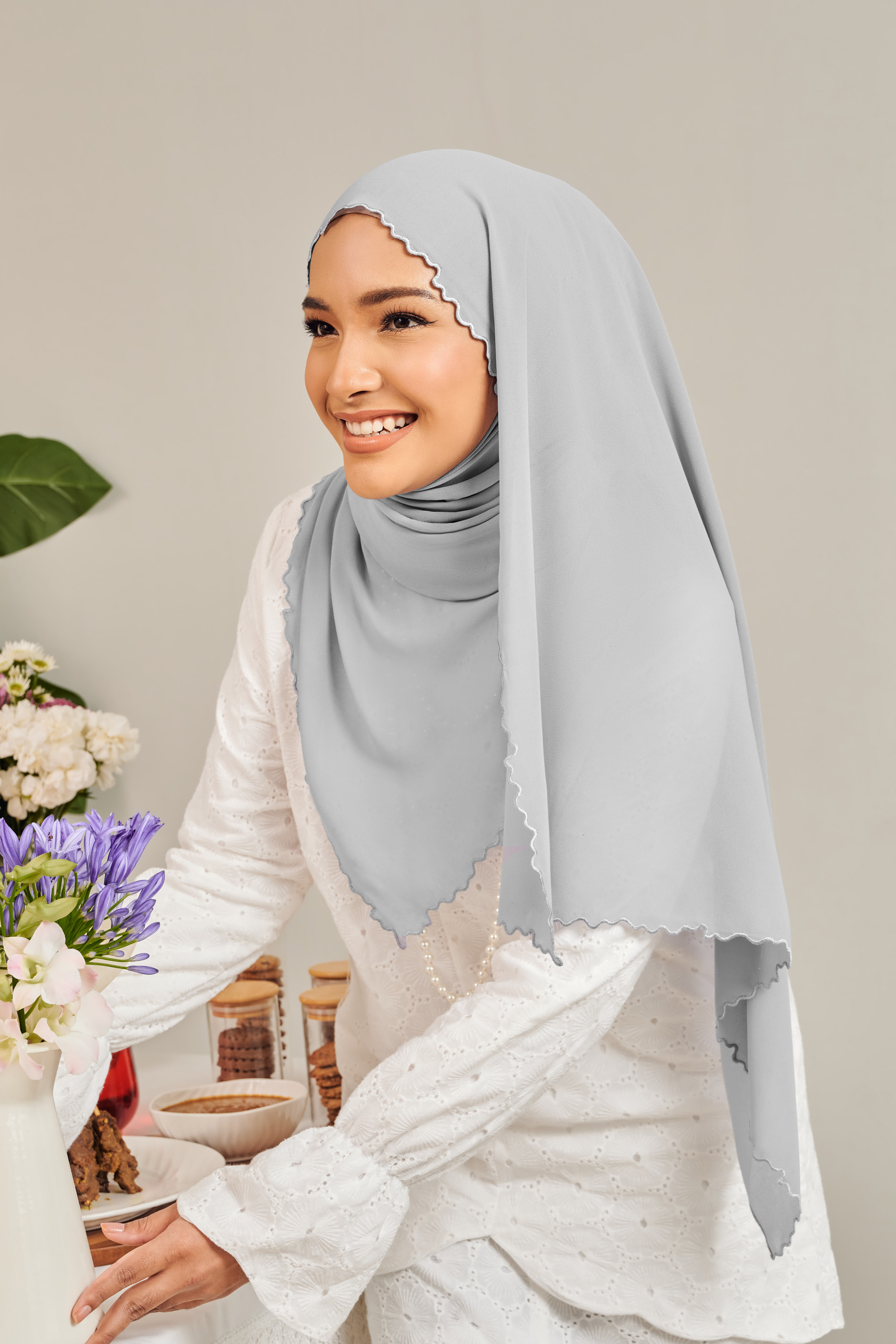 (AS-IS) ISRA Sulam Shawl in Soft Grey