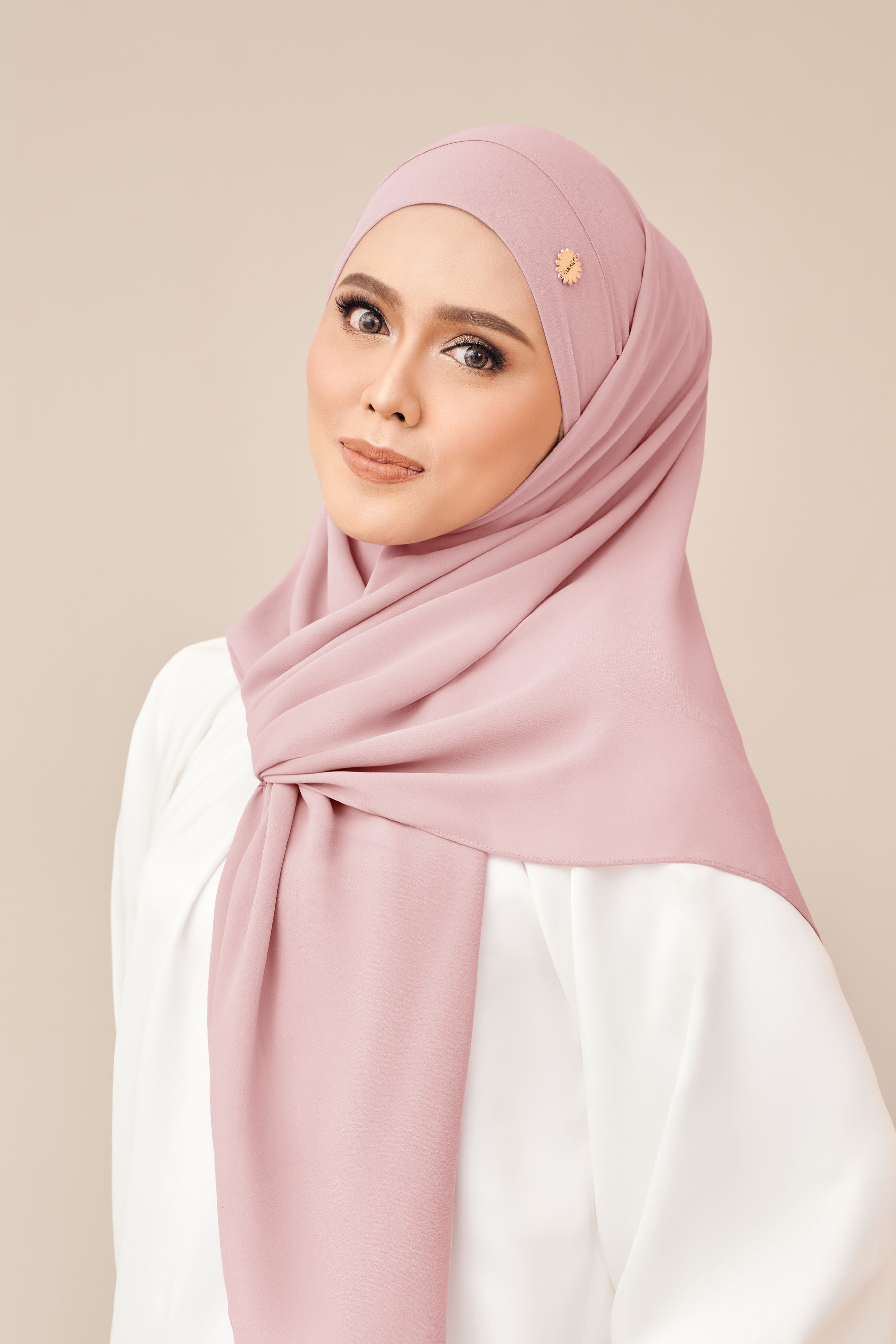 (AS-IS) ROSE Bawal Lazy in Pink