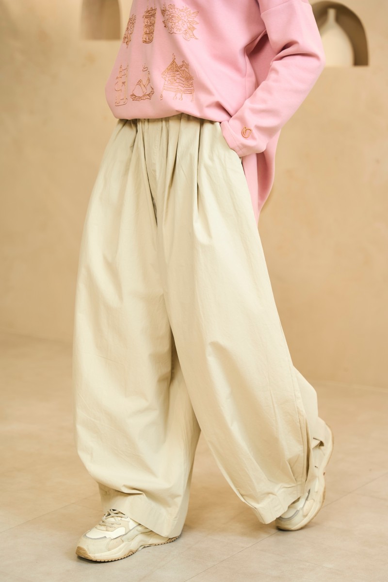 SUEKA PANTS In Beige