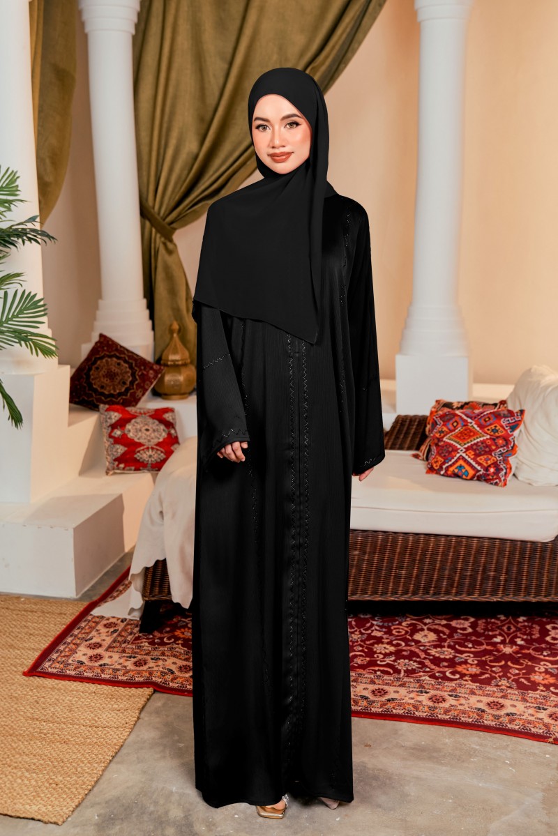 ELARA Jubah in Black