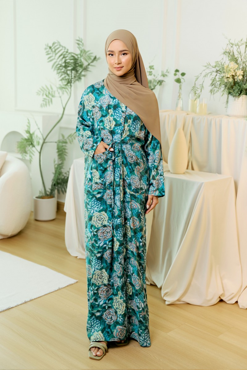 Zafira Kaftan in Charlotte