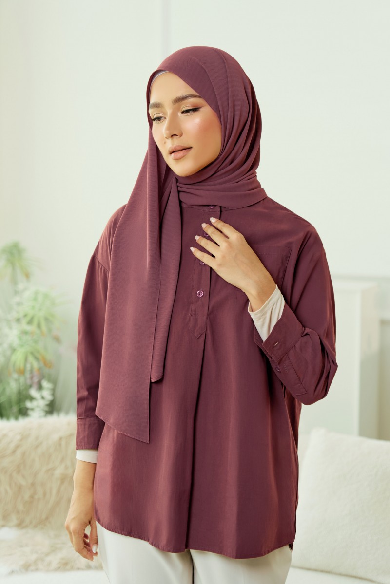 Lyla Blouse in Dusty Red
