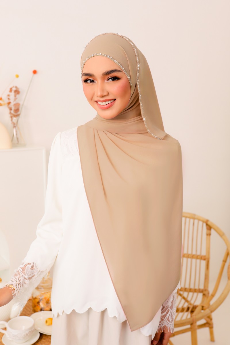 SHASMEEN Beads Long Shawl in Soft Caramel
