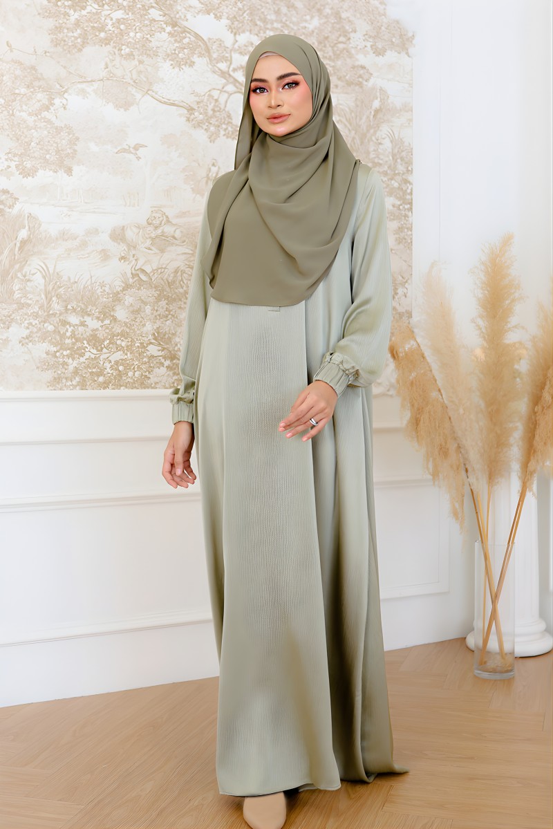 TALIA JUBAH In Sage Green