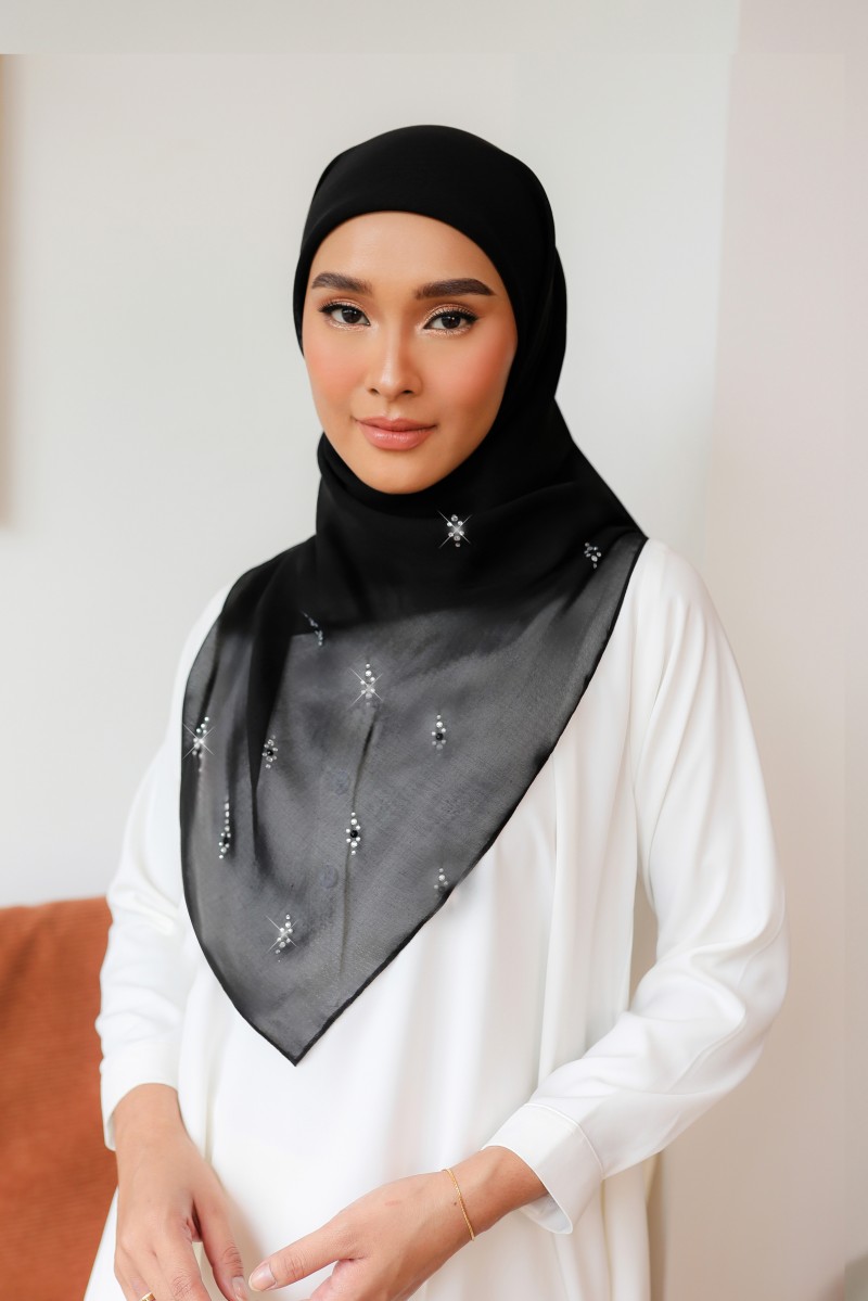 REESA (B) Bawal in Black