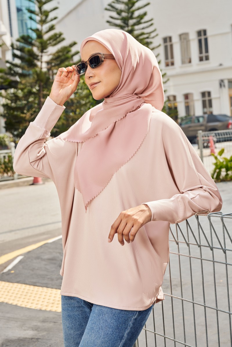 (AS-IS) AELLA Blouse in Blush Pink