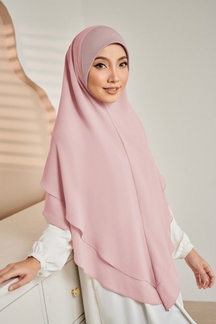 Nageena Khimar in Blush Pink