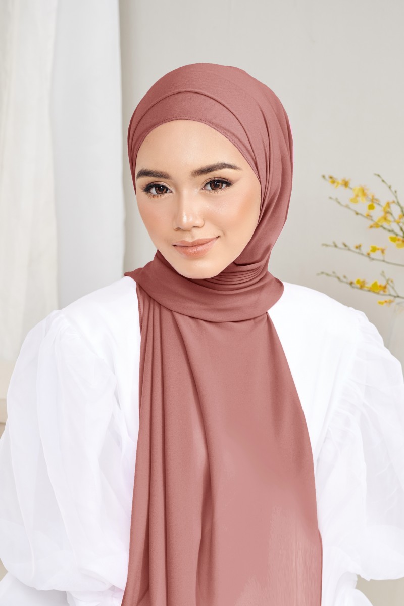 Jenna Long Shawl Square End in Brownish Pink