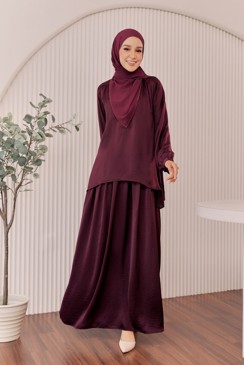 NIRMALA SET in Burgundy