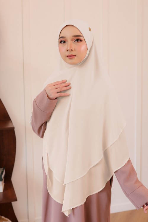 Nageena Crochet in Cream