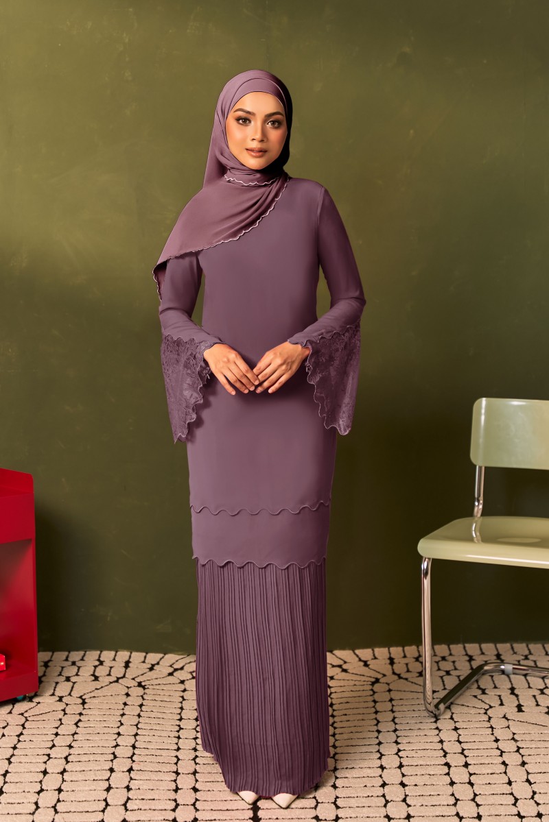 MERANTI Kurung in Dusty Plum