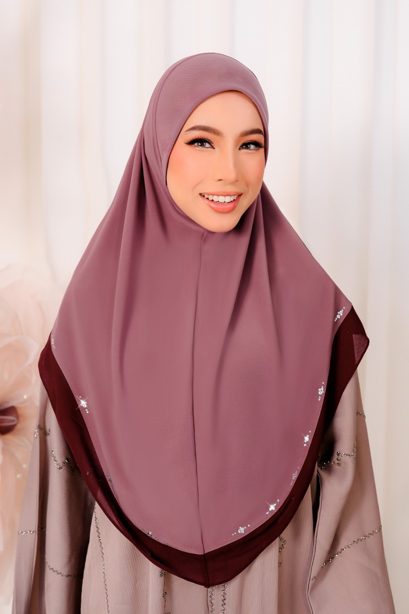 Indah Tudung Sarung 2.0 in Berry Red