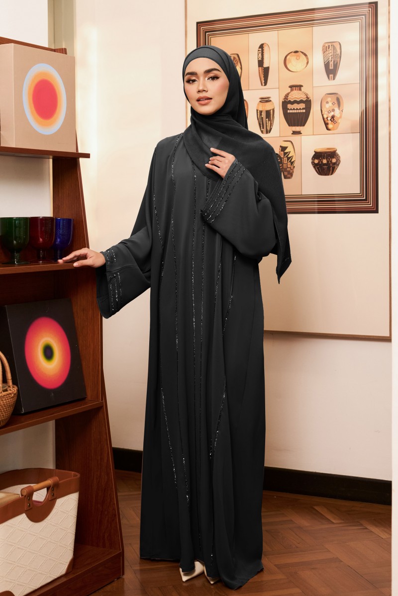 (AS-IS) ELARA Jubah G1 in Black