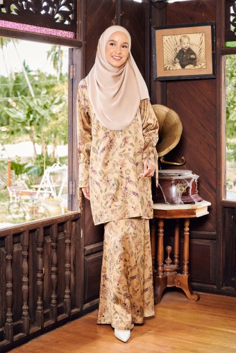 Tinta Kurung in Golden Wheat