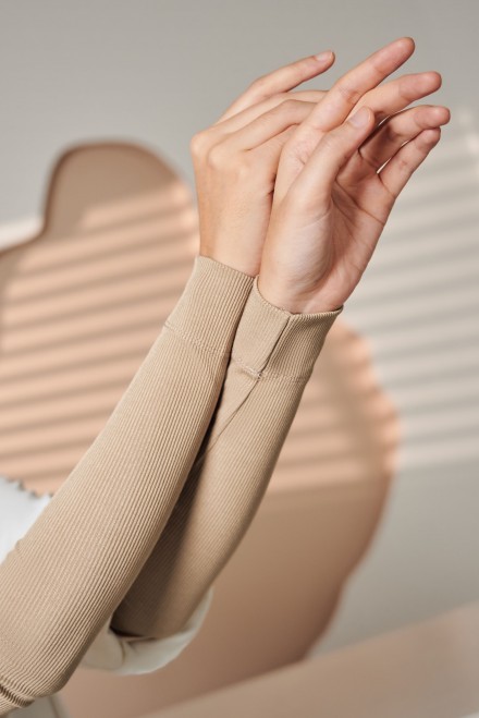 NABA Handsock in Hazelnut